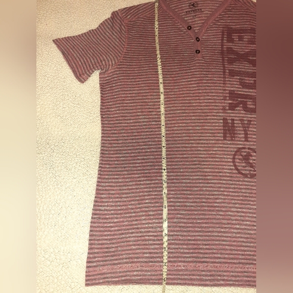 2 Men's Express Shirts. - Picture 4 of 5
